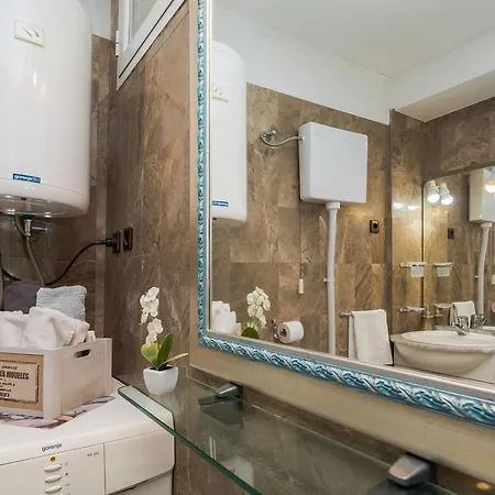 Panoramic City Apartment Apartment